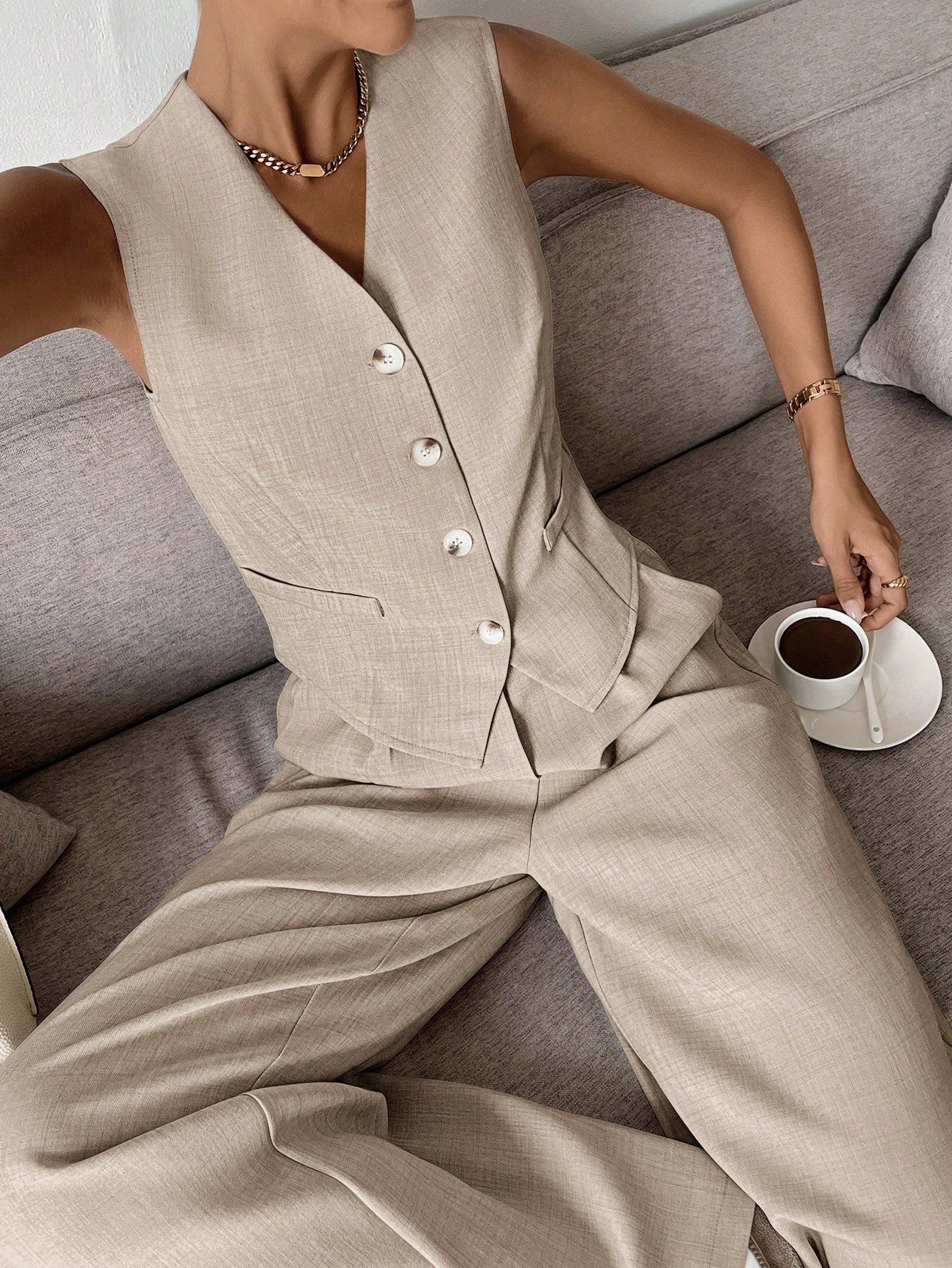 Women’s Two-Piece Suit Set – Sleeveless Waistcoat and Wide-Leg Trousers