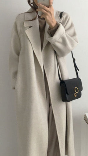 Cream Oversized Wool Coat – Elegant & Comfortable with Belt