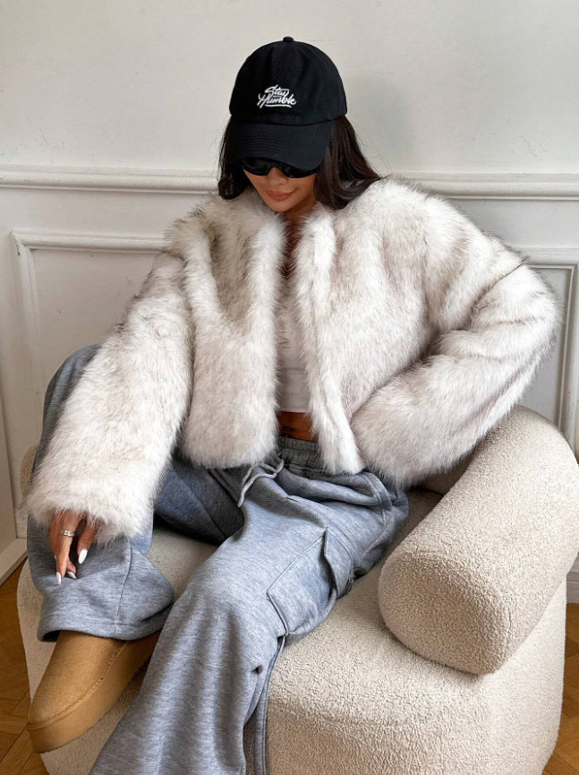 Women's Cropped Faux Fur Jacket – Fluffy Short Coat for Streetwear & Casual Chic