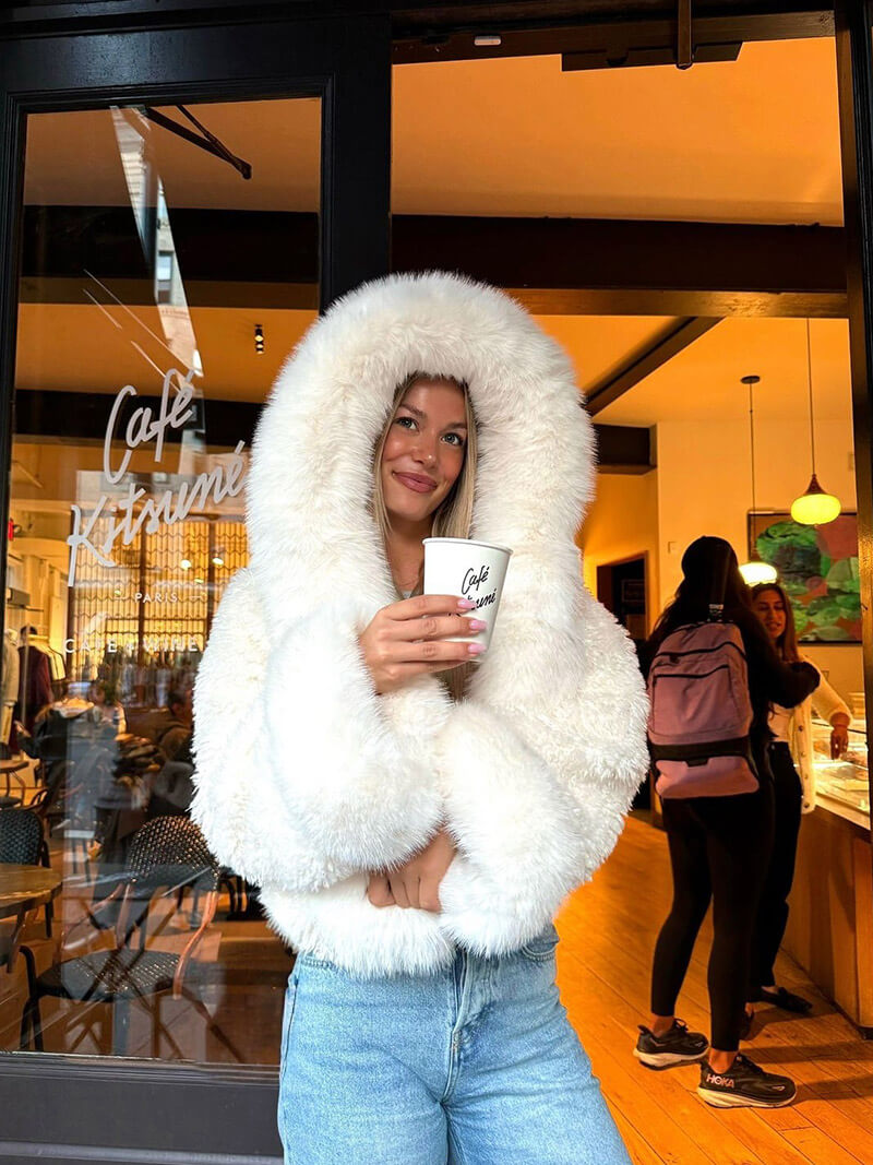 Women's Oversized Faux Fur Hooded Jacket – Luxury Fluffy Winter Coat